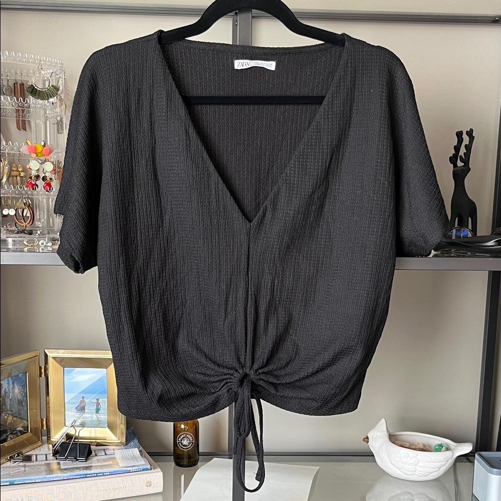 Zara Black V-Neck Gathered Detail Blouse